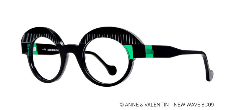 Arrondissez les angles avec le modèle New Wave de la marque créateur française Anne & Valentin, disponibles chez Damien Opticiens